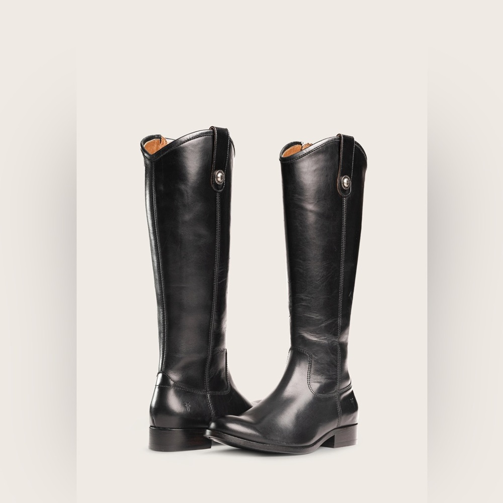 Frye Melissa Medallion Inside Zip Boot, Black, Size 6.5